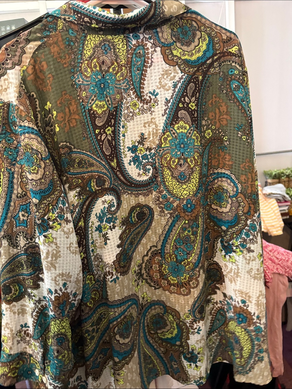 Alia Woman Paisley Button-Up Blouse 3/4 sleeve - Picture 5 of 5